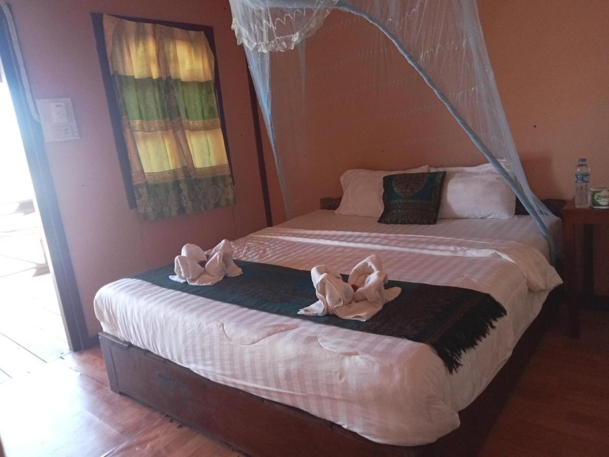 Champa Guesthouse Muang Khong Ngoại thất bức ảnh