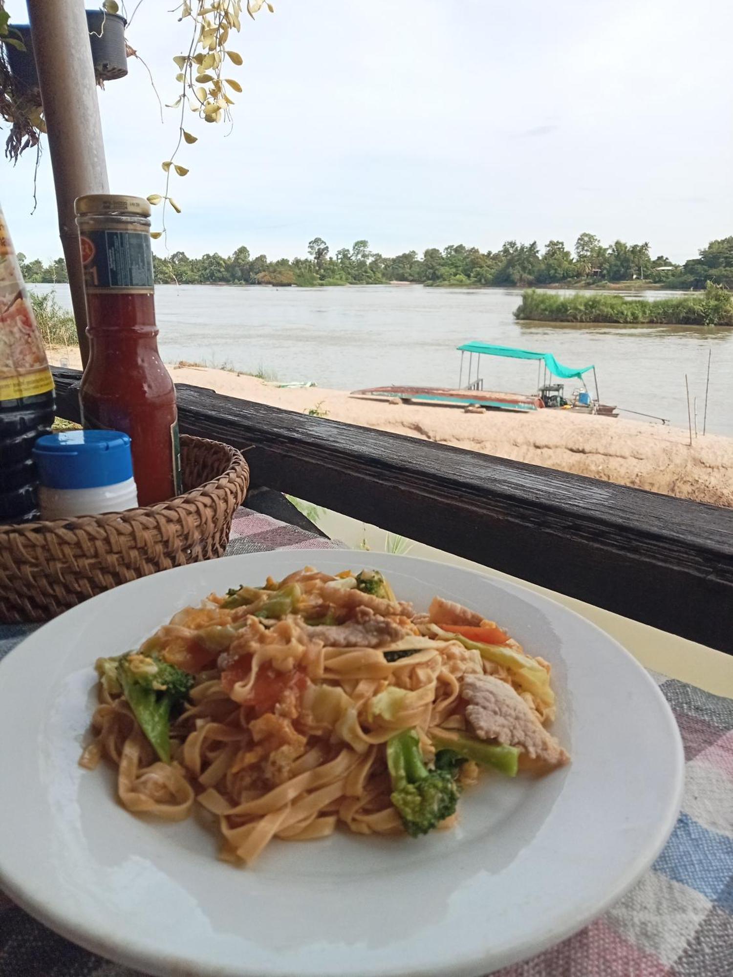 Champa Guesthouse Muang Khong Ngoại thất bức ảnh